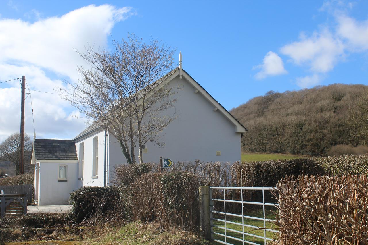 Capel- Y-Bryniau Pennal Exterior foto