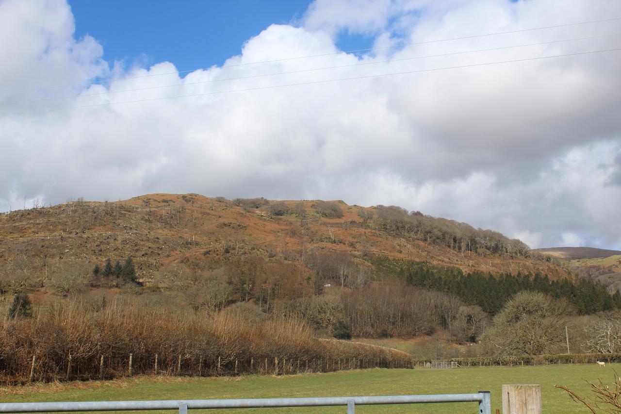 Capel- Y-Bryniau Pennal Exterior foto